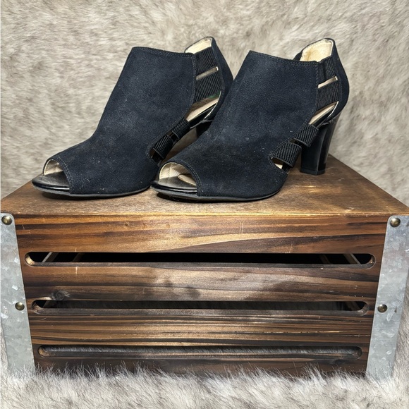 Life Stride Black Peep-Toe Heeled Boots - Picture 2 of 3